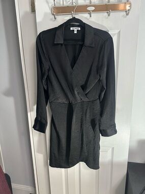 Steve Madden Black Long Sleeve Faux-Wrap Shirt Dress